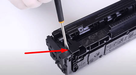 видалити боковушку Заправка картриджа HP W2211A