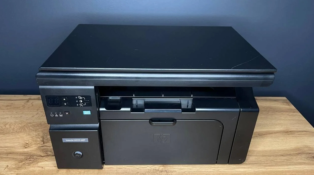 HP LaserJet M1132 MFP HP LaserJet M1132 MFP